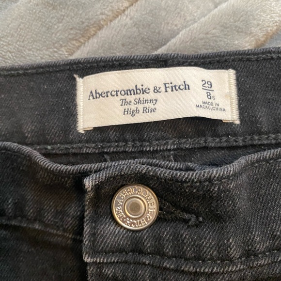 Abercrombie Black High Waist Skinny Jeans - Picture 3 of 3
